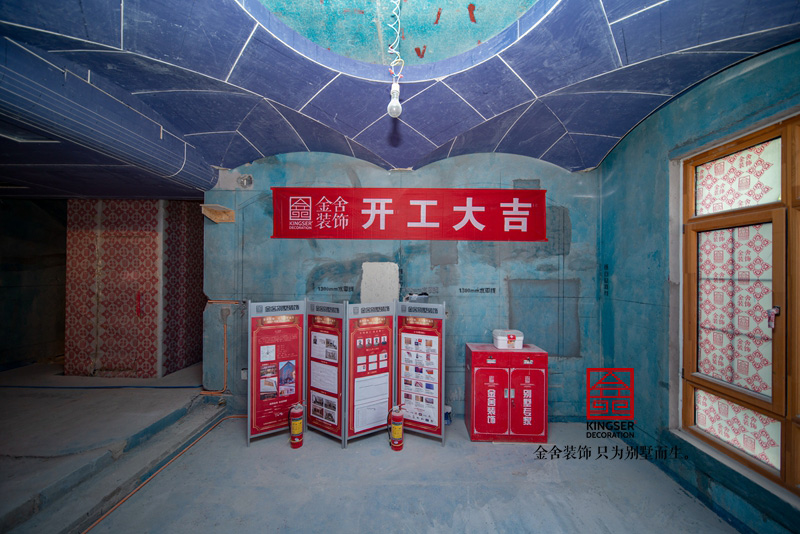  原河名墅9街裝修施工工地現場(chǎng)
