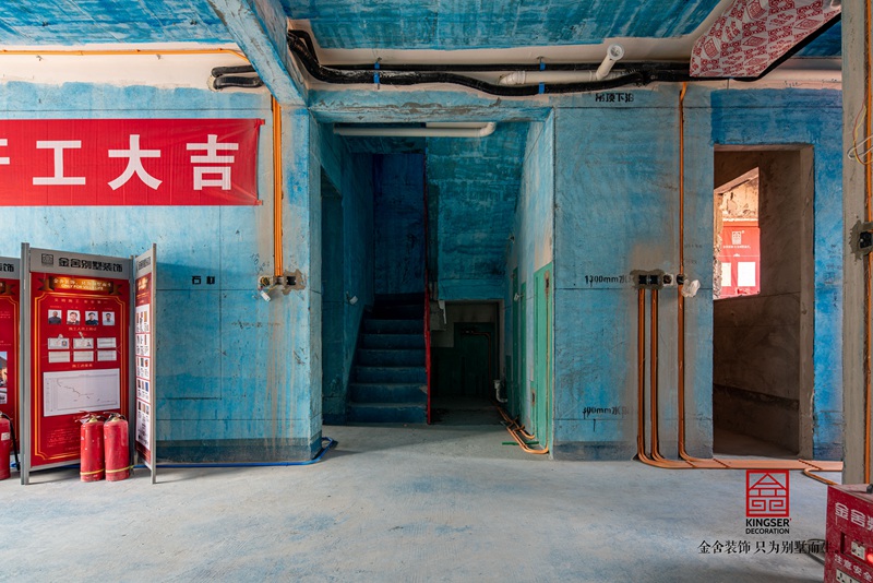 西山林語(yǔ)別墅裝修水電階段施工現場(chǎng)