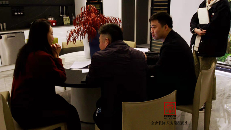 金舍裝飾總裁簽售會(huì )
